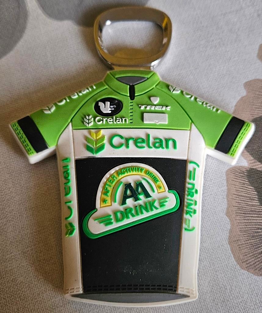 Aimant pour réfrigérateur pour maillot de cyclisme Crelan-AA, Enlèvement ou Envoi, Comme neuf