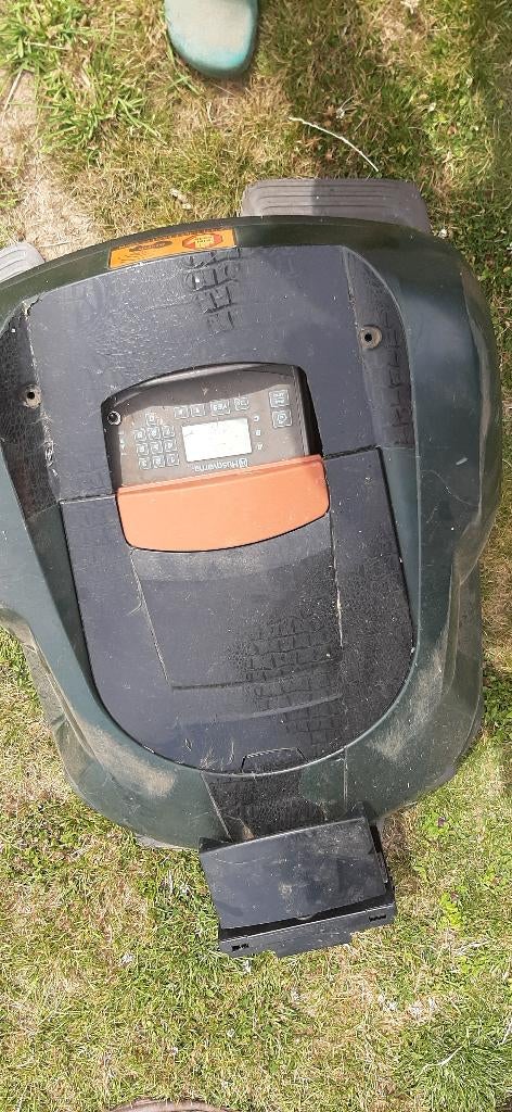 Tondeuse à gazon robotisée Husqvarna, Enlèvement, Utilisé, Plus de 25 cm, Husqvarna