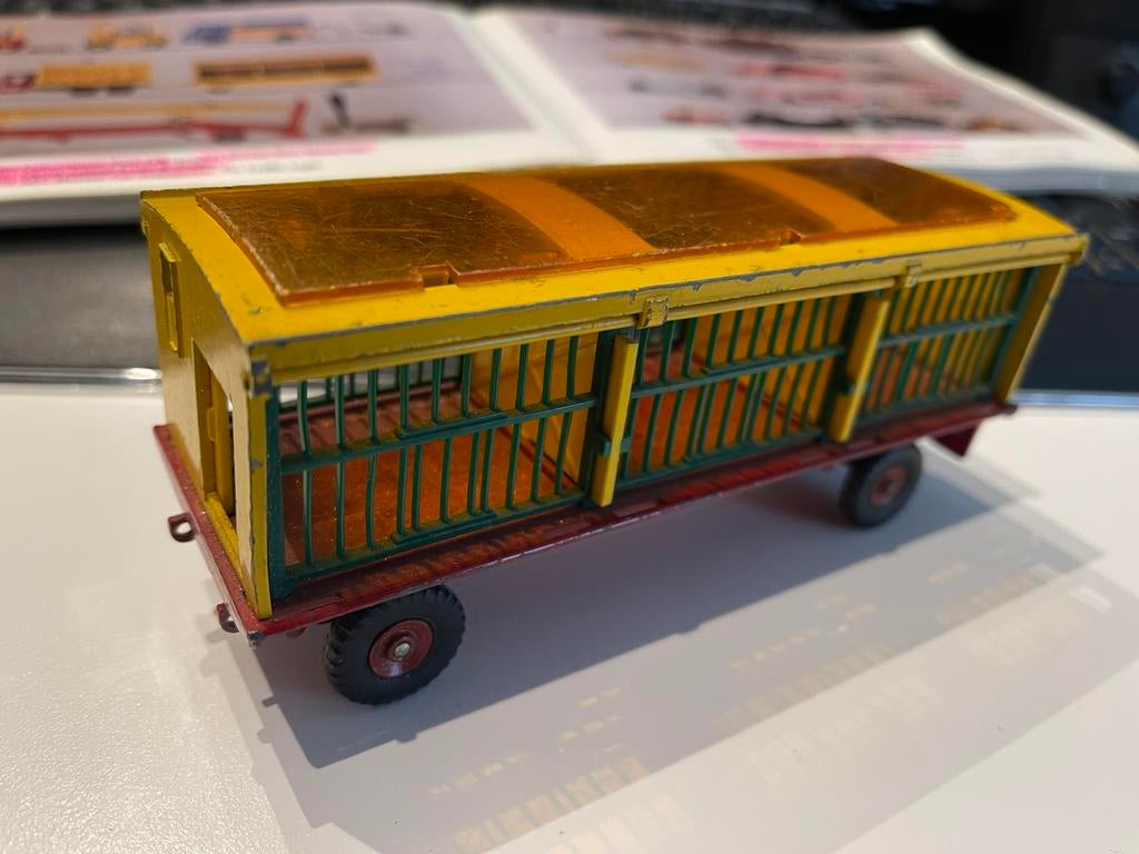 Dinky toys pinder 881 trailer, Ophalen of Verzenden, Zo goed als nieuw