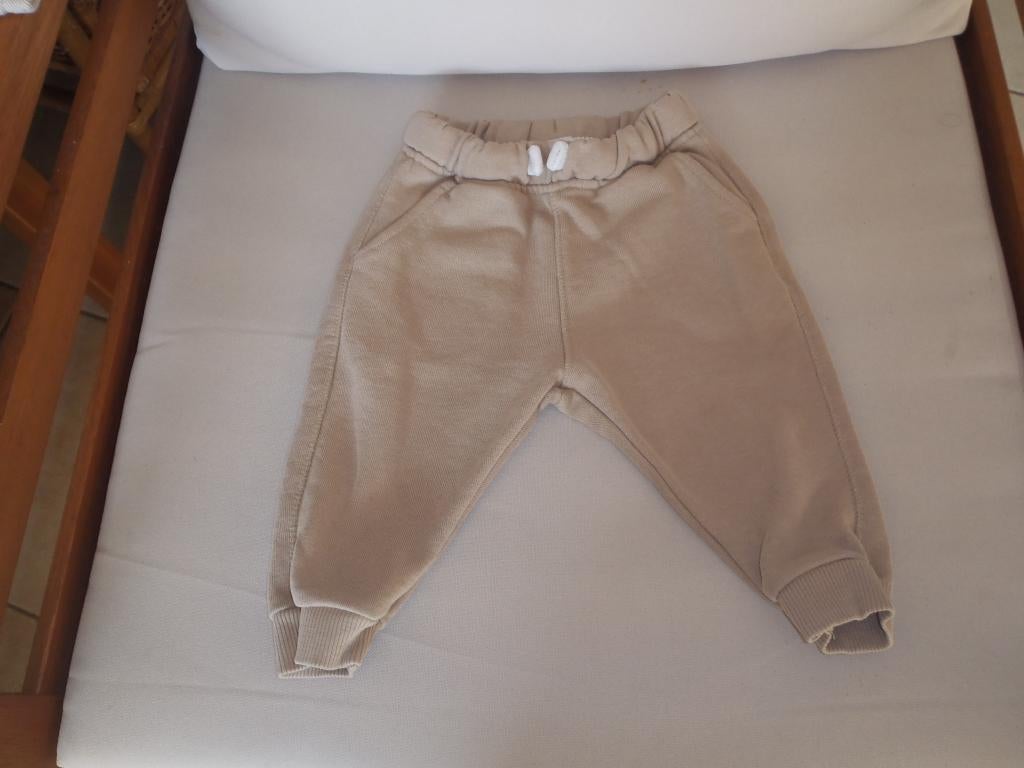 legging maat 68 - Zara, Kinderen en Baby's, Broekje, Ophalen of Verzenden, Zo goed als nieuw, Zara