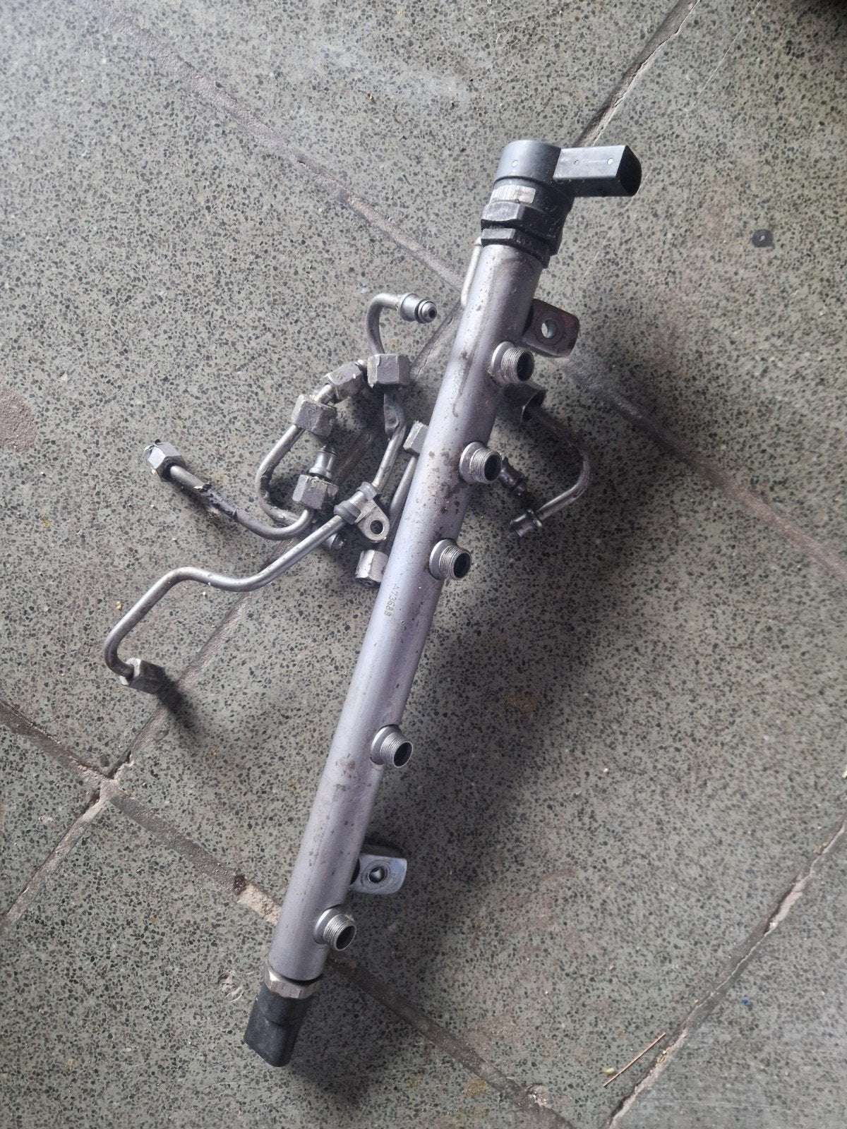 Injectorrail mersedes a160  W169, Enlèvement ou Envoi