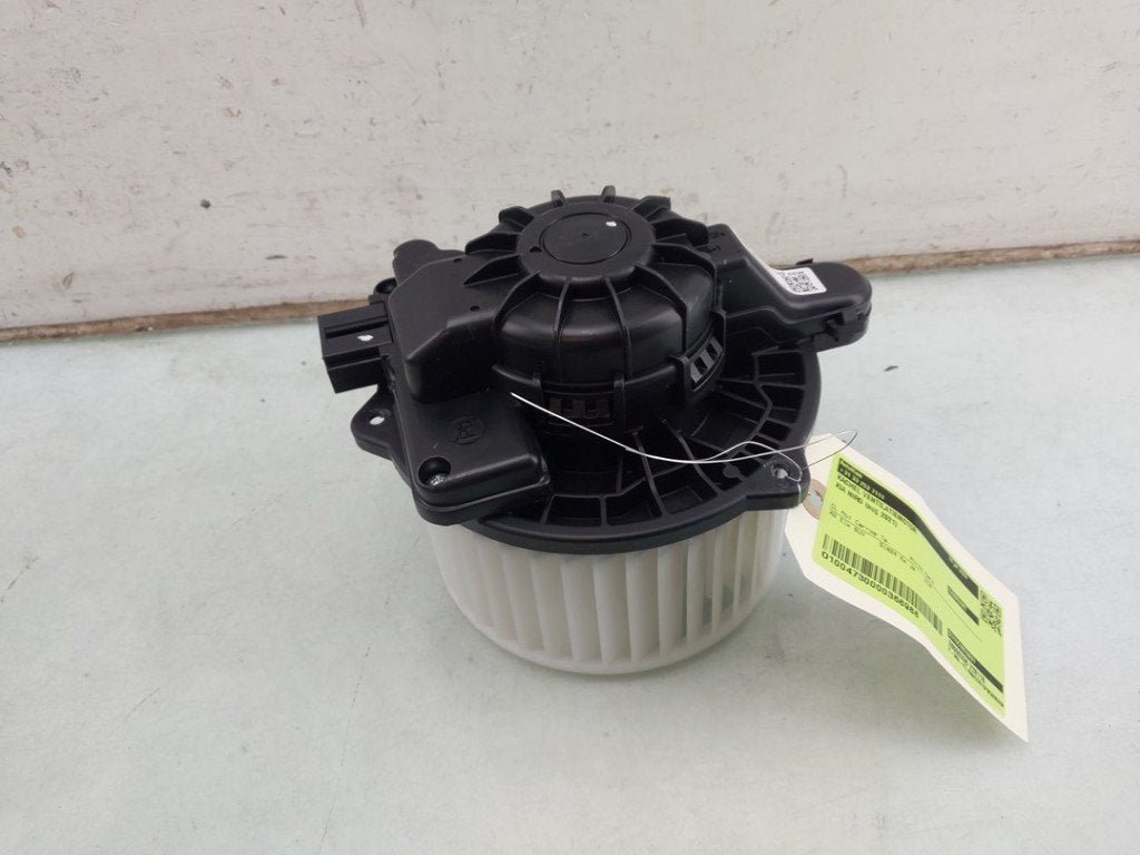 KACHEL VENTILATORMOTOR Kia Niro I (DE) (01-2016/08-2022), Auto-onderdelen, Info@kia.de, Theodor-Heuss-Allee 11
60486  Frankfurt am Main, DE