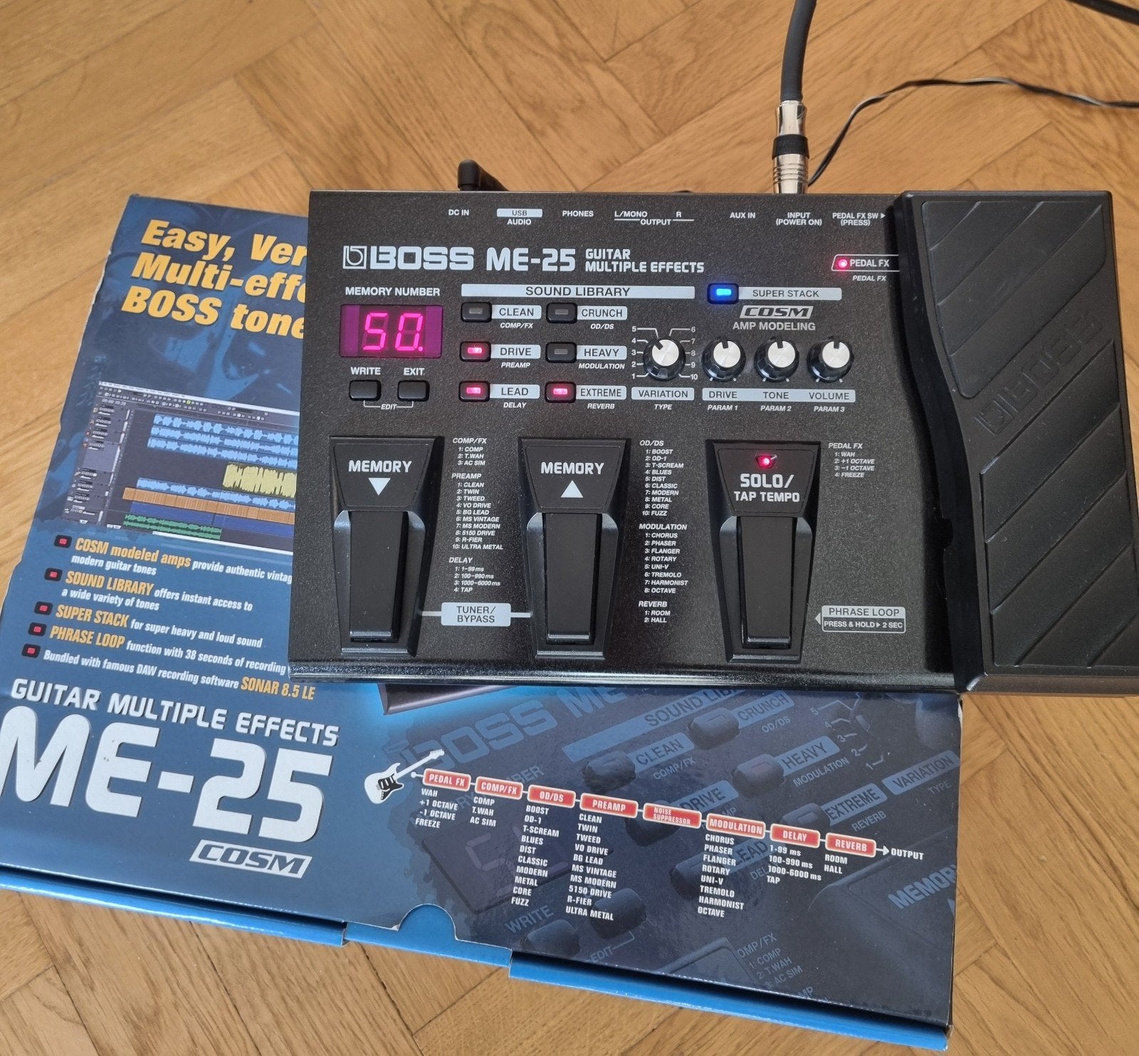 BOSS ME-25 multi effect pedaal voor gitaar, Ophalen, Gebruikt, Delay of Echo