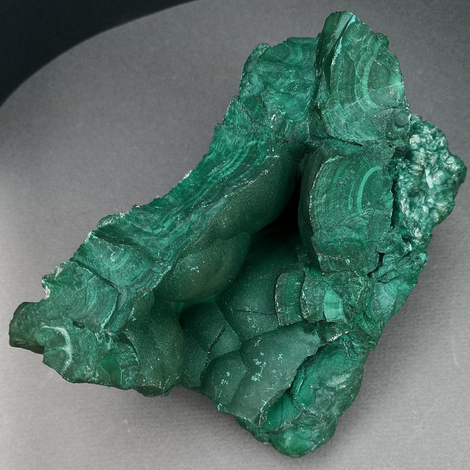 Malachiet. 18 11 11 cm. 2860 g., Verzamelen, Mineralen en Fossielen