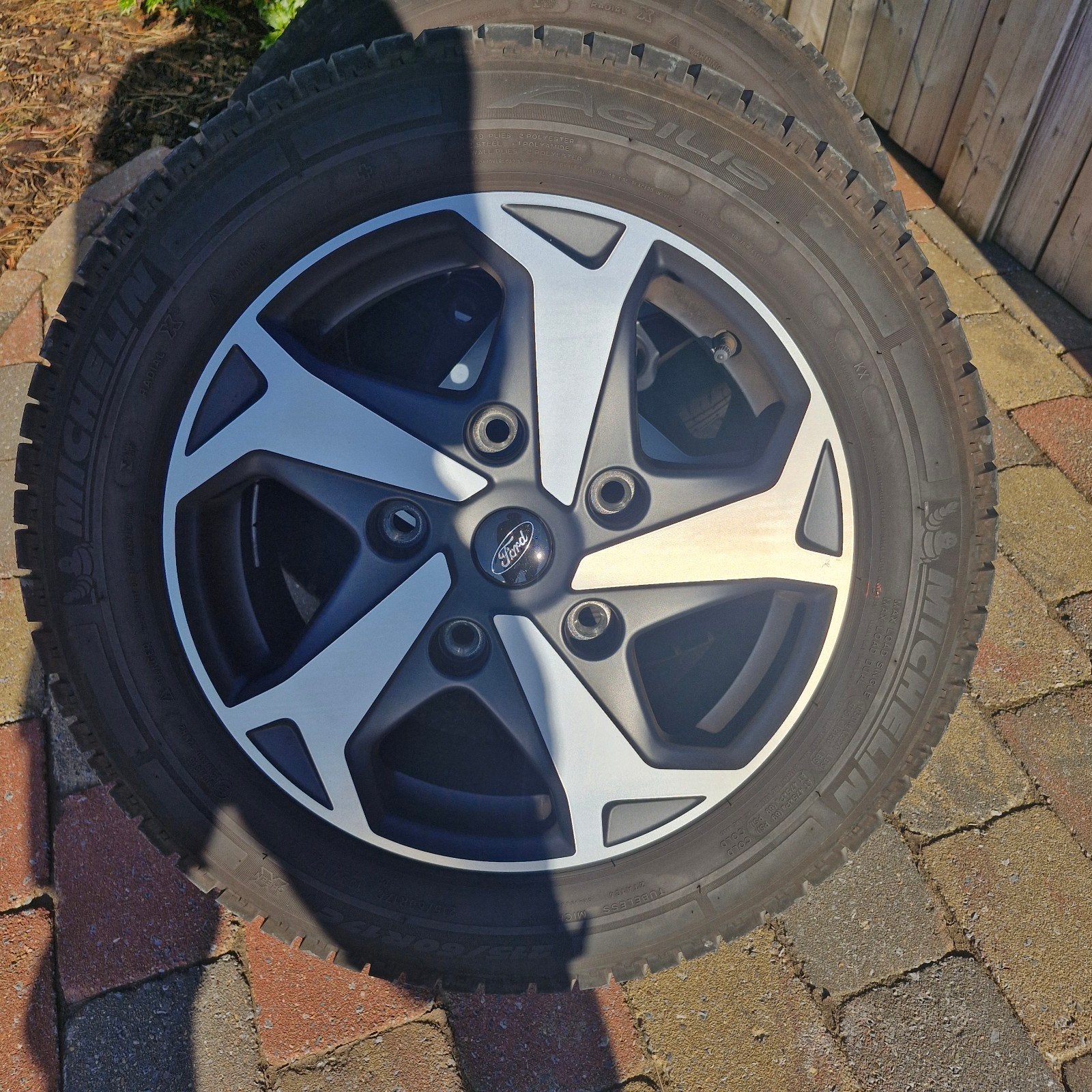 Velegen ford transit custom, Ophalen
