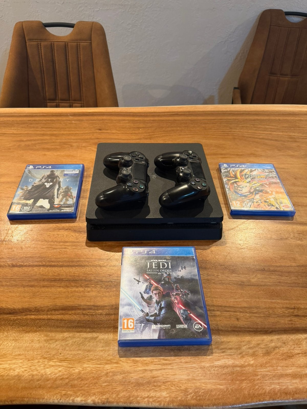 PS4 Slim + 3 Games + 2 Controllers – 872 GB – Gereset, Enlèvement, Utilisé, 1 TB, Avec jeux