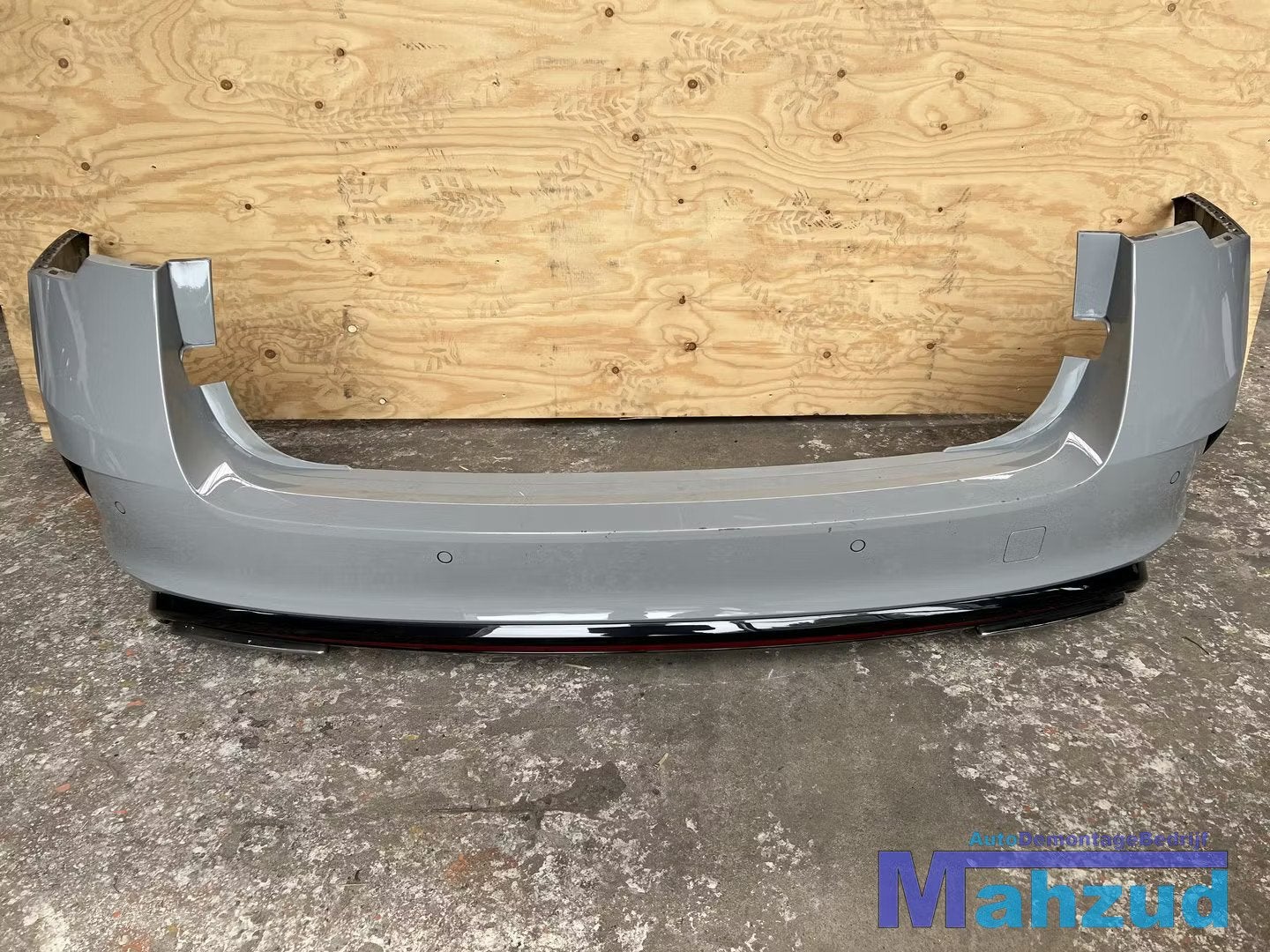 SKODA OCTAVIA 4 COMBI STATION RS Grijs achterbumper 2019+, Tr. Vaclava Klementa 869
293 01  Mlada Boleslav, CZ, Bumper, Skoda Auto a.s.