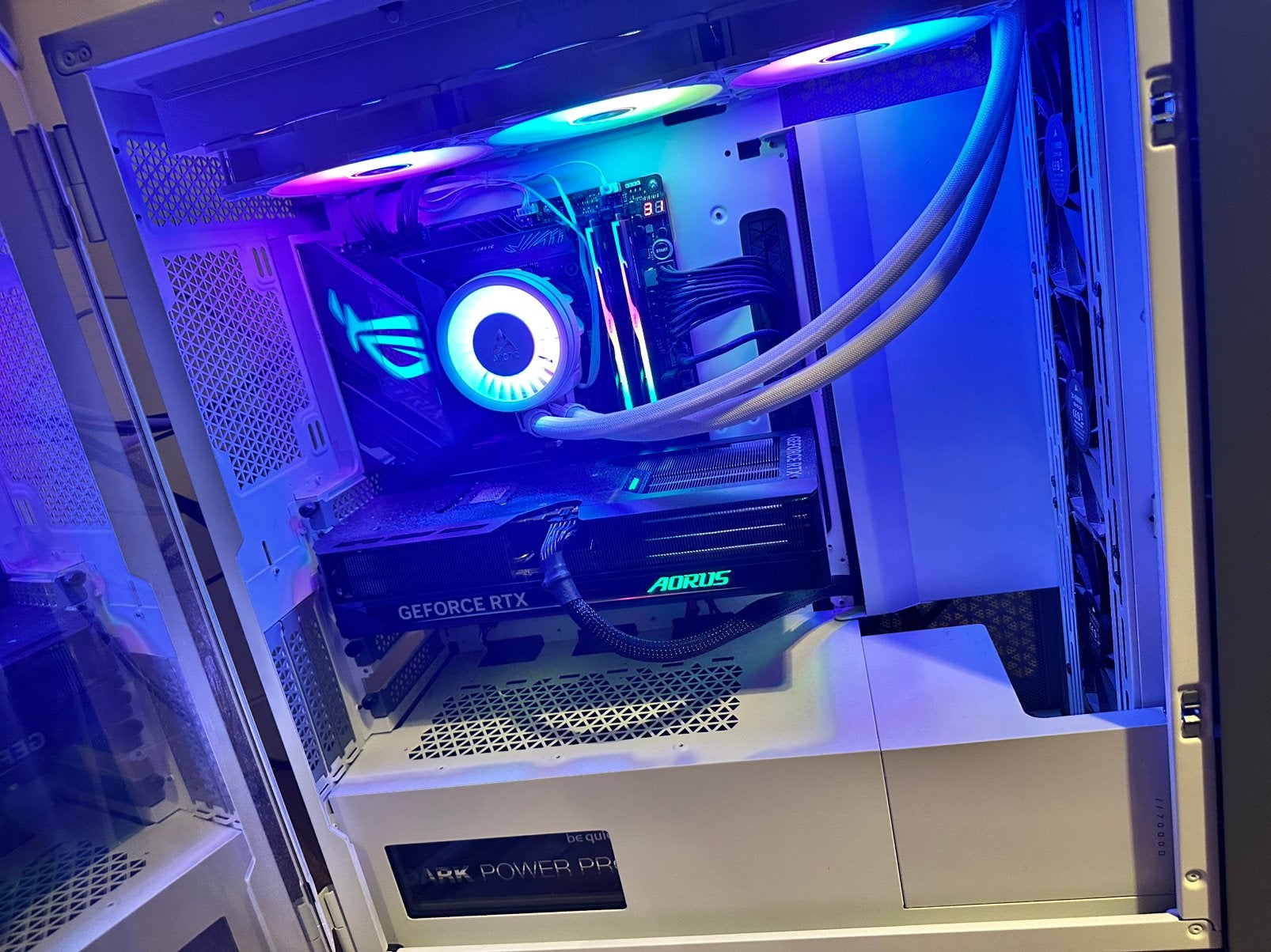 Pc gamer i7 14700k / rtx 5070, Enlèvement, Comme neuf, Gaming