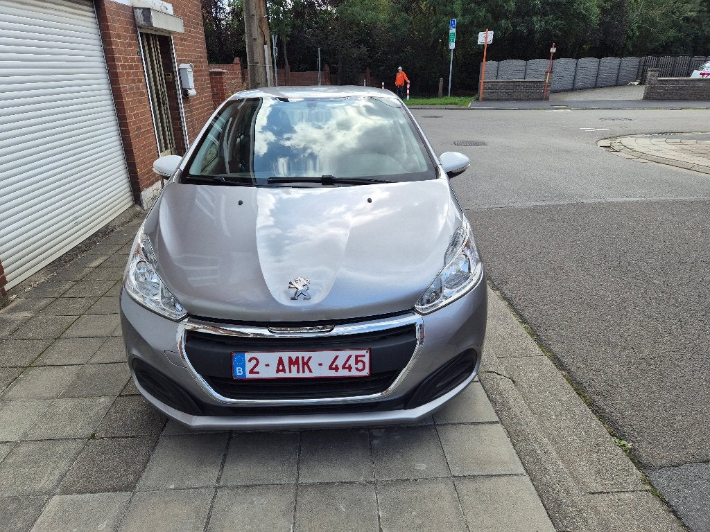 Peugeot 208 mod 2020 euro 6d, Argent ou Gris, Euro 6, Boîte manuelle, Noir