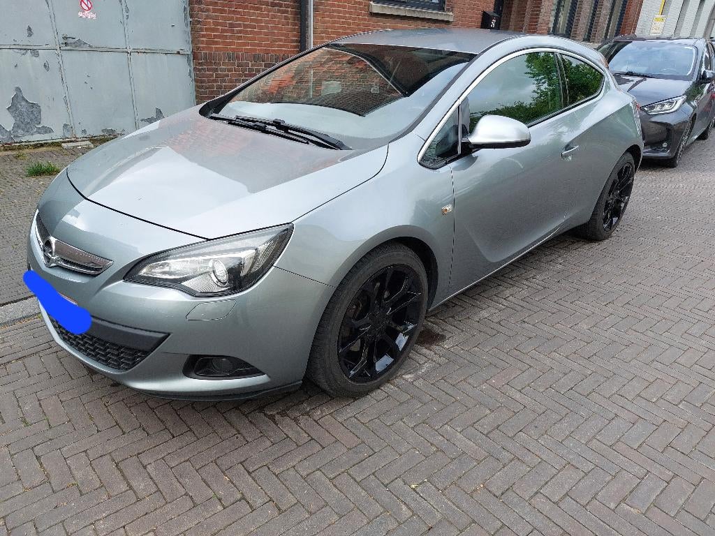 Opel astra j gtc, Auto's, Voorwielaandrijving, Euro 5, Stof, Zwart