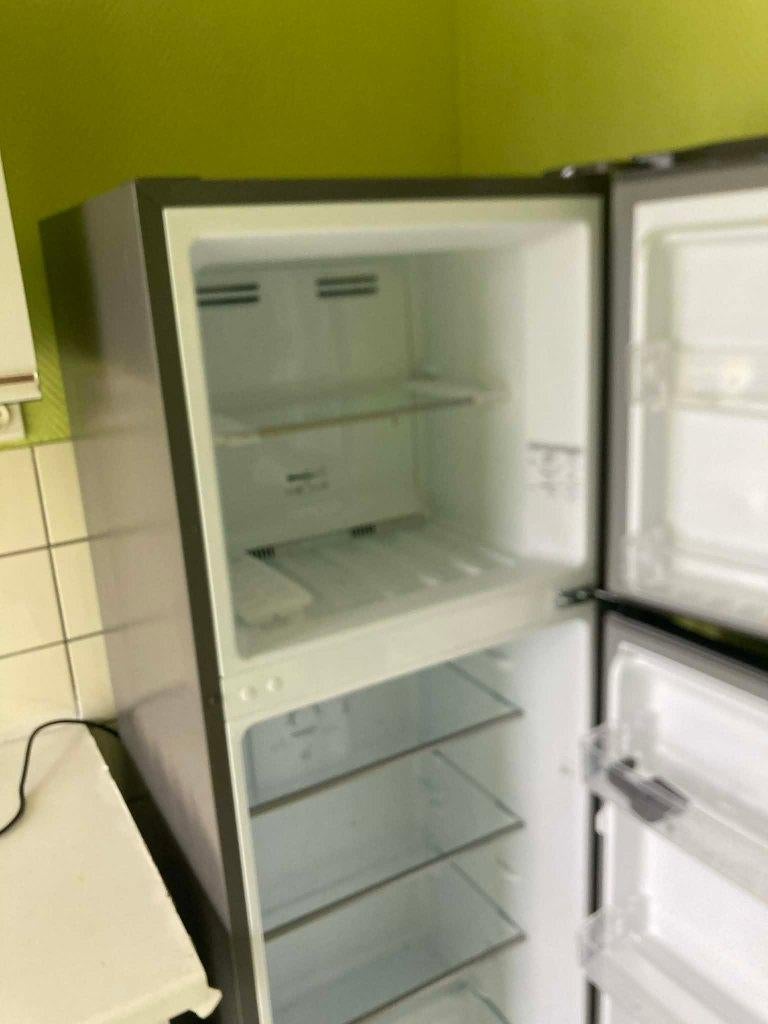 Frigo combi top essentiel b erdv165-55s3, Electroménager, Réfrigérateurs & Frigos, Avec compartiment congélateur, 160 cm ou plus