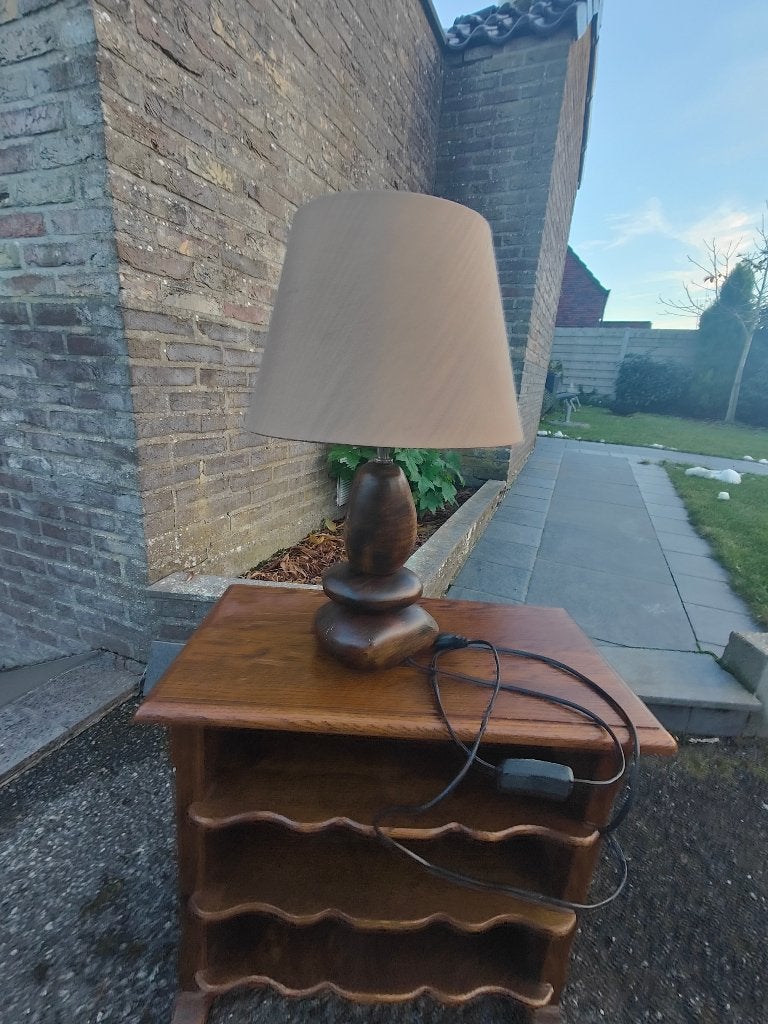 Vintage tafellamp afgewerkt in hout, Ophalen of Verzenden, Tafellamp, Hout