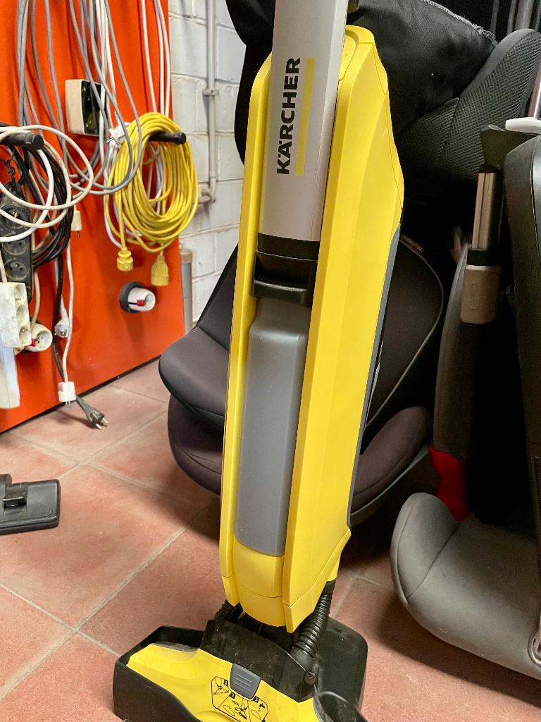 Aspirateur-balai Kärcher FC, Enlèvement, Utilisé, Réservoir, Aspirateur