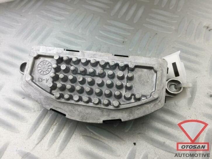 vw passat b8 2017 kachelweerstand kachel weerstand 3q0907521, Gebruikt, Volkswagen, Volkswagen AG, Vw@volkswagen.de