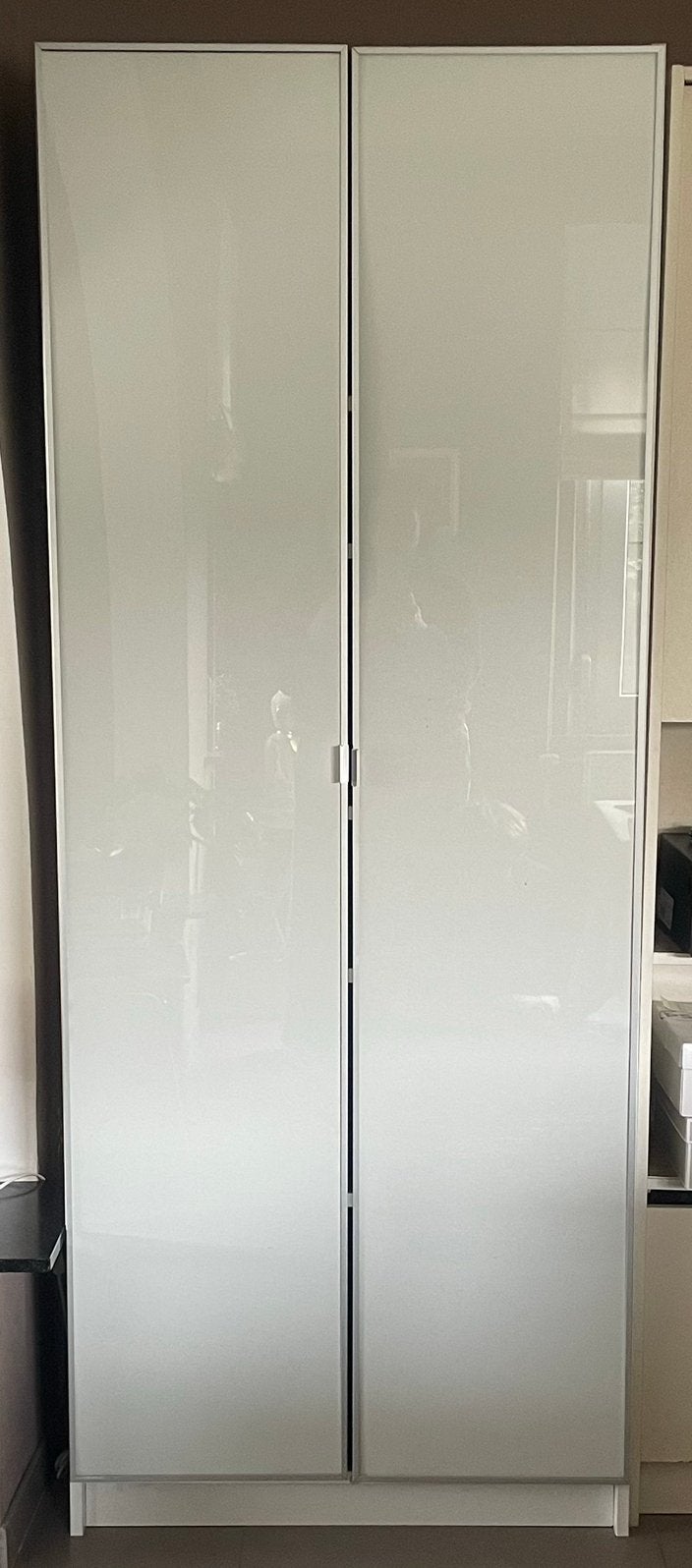 Boekenkast Billy HÖGBO + glazen deuren Ikea - Nieuwstaat, Huis en Inrichting, Ophalen, Zo goed als nieuw