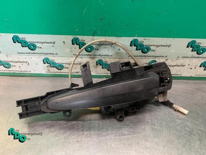 Poignée portière 4portes avant gauche d'un BMW 1-Serie (1-, -, 3 mois de garantie, Utilisé, -