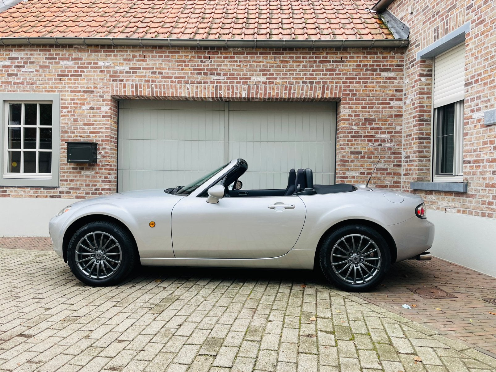 Mazda MX-5 NC, Auto's, Zwart, Cabriolet, Handgeschakeld, Particulier