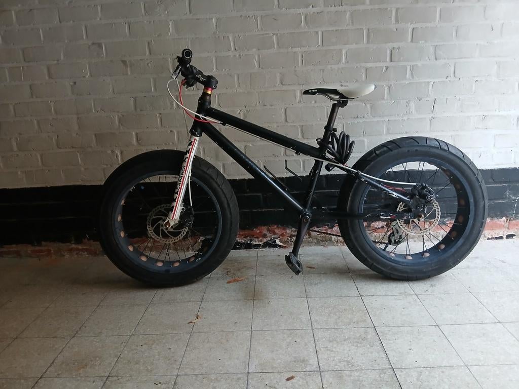 Fatbike, Enlèvement, Utilisé, 26 pouces ou plus, Vitesses