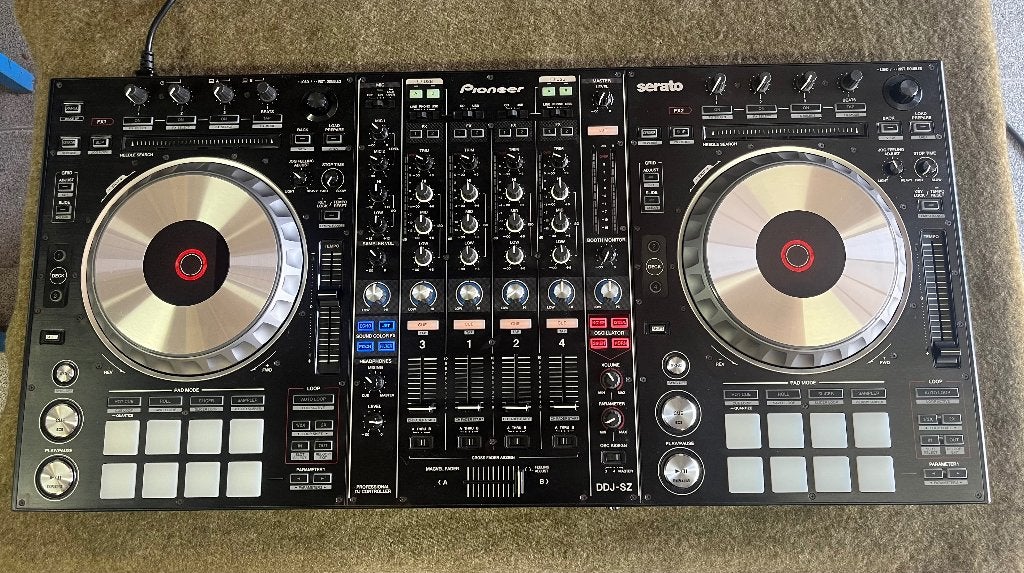 Pioneer DDJ-SZ Professionele DJ Controller, Muziek en Instrumenten, Dj-sets en Draaitafels, Ophalen of Verzenden, Zo goed als nieuw