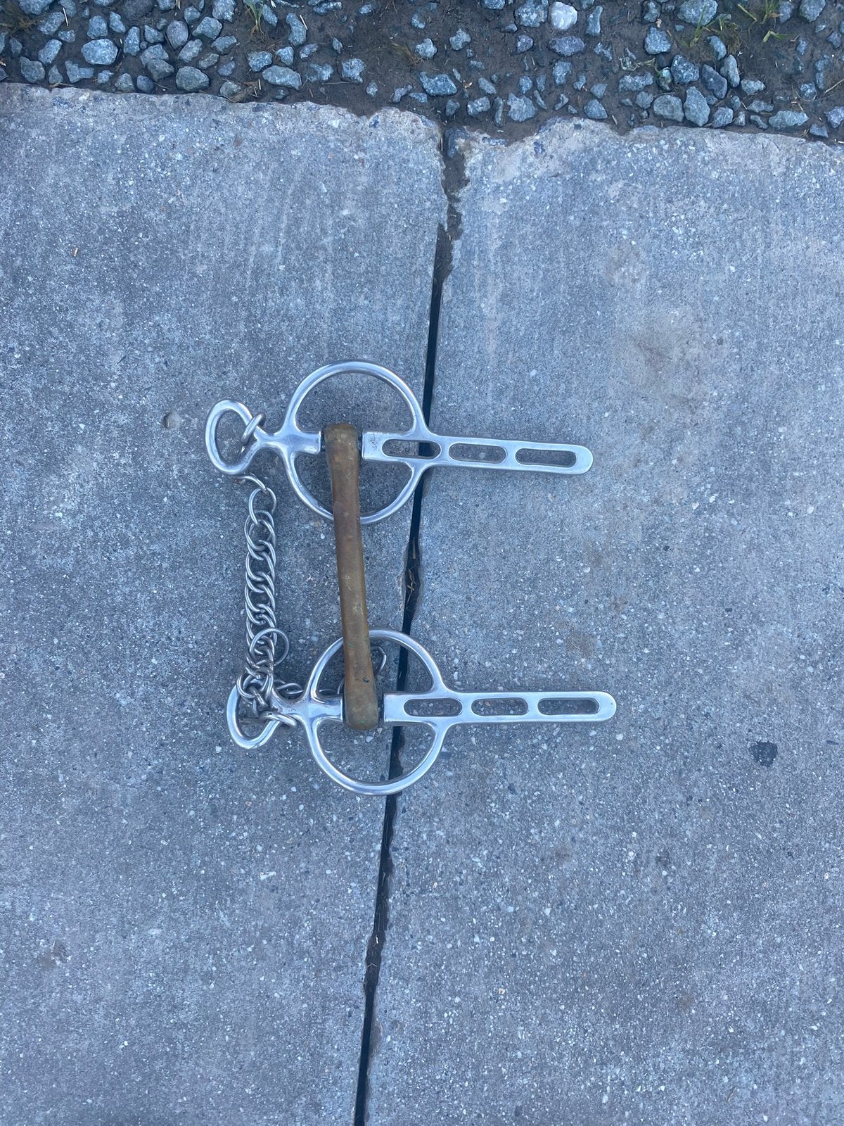 2 bitten, Enlèvement, Comme neuf