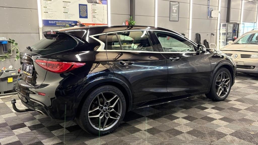 Infiniti Q30 2.2d AUTOMATIQUE bj.2016 Euro 6, Auto's, Automaat, Zwart, Leder, Bedrijf