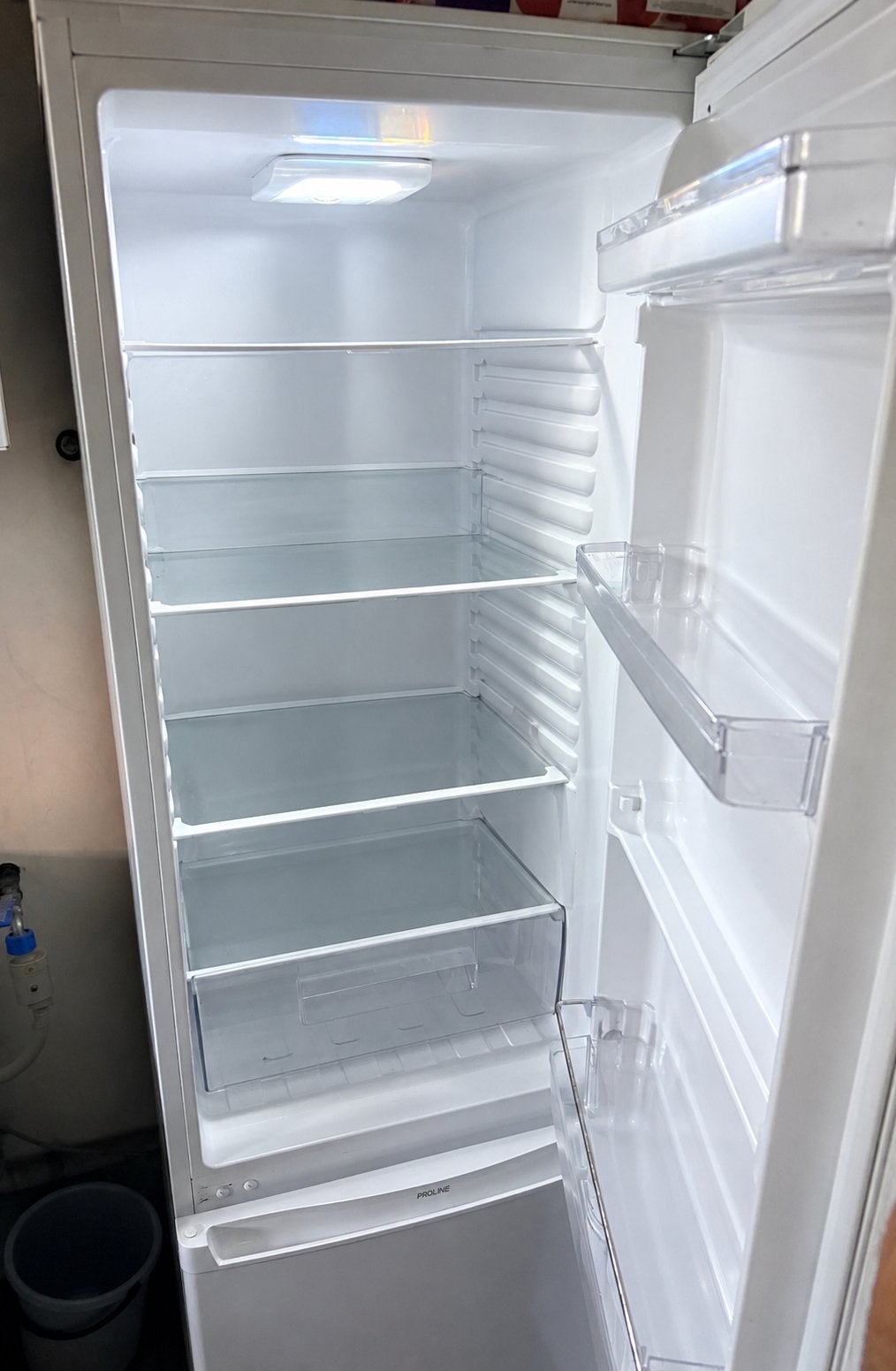 Grote frigo met diepvriesvak Proline, Ophalen, Zo goed als nieuw, Met aparte vriezer, 160 cm of meer