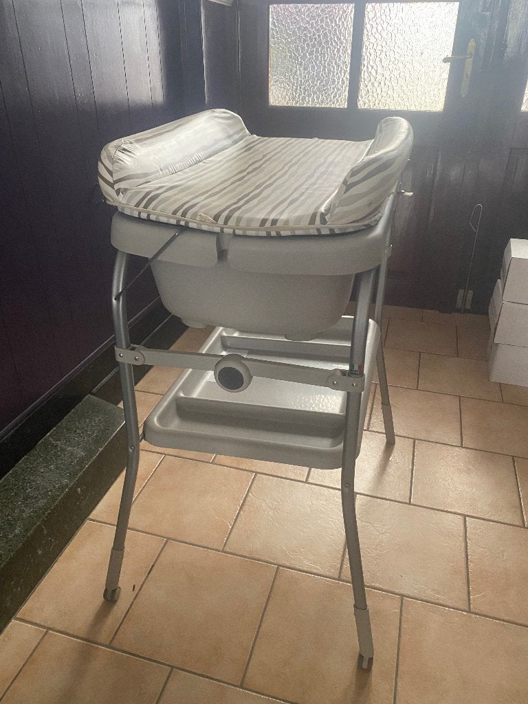 Table à langer baignoire, Kinderen en Baby's, Badjes en Verzorging, Ophalen, Gebruikt, Badje, Overige merken