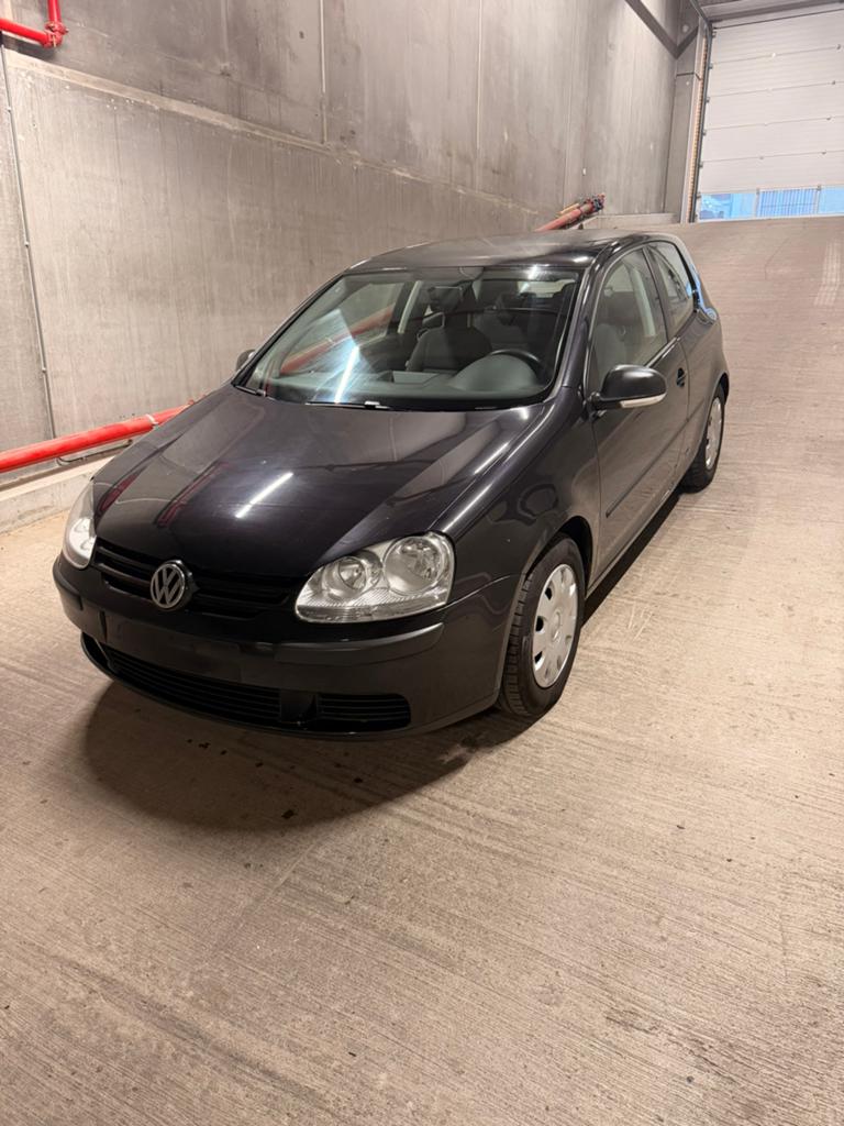 Volkswagen golf 5 1.4 essence pret a immatriculer, Auto's, Volkswagen, Particulier, Golf, Benzine, Handgeschakeld, Ophalen