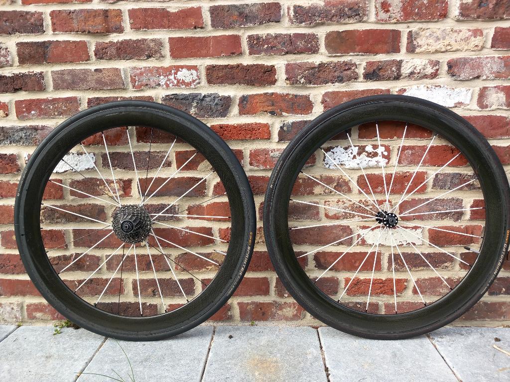 Roues carbone à boyau (patin), Enlèvement, Utilisé