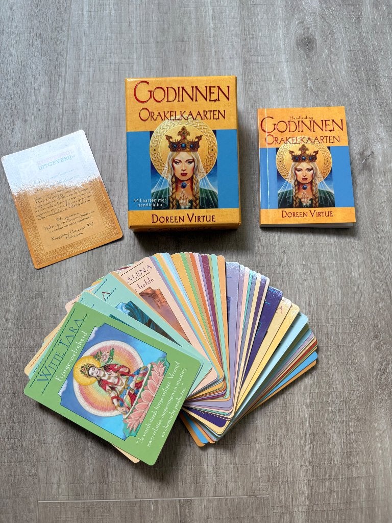 Godinnen orakelkaarten, Boeken, Esoterie en Spiritualiteit, Tarot of Kaarten leggen, Verzenden, Overige typen, Zo goed als nieuw