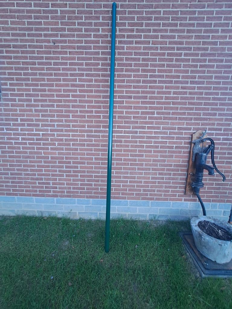 3 piquets de clôture