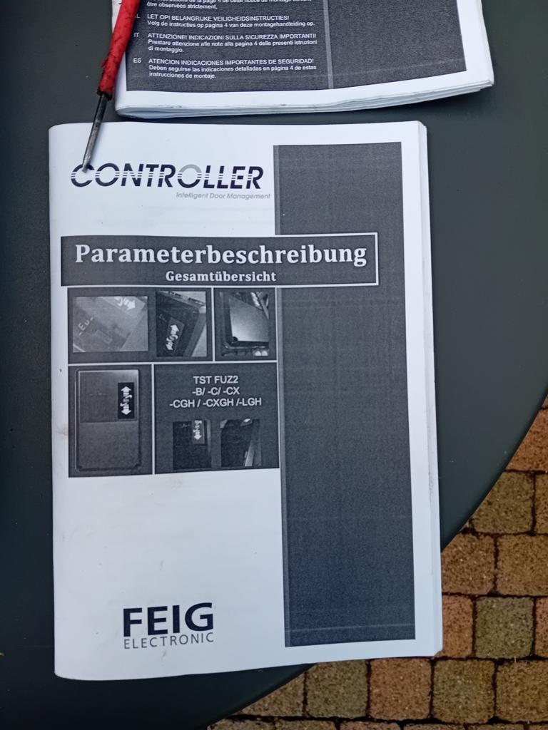 Feig poort of heksturing...Tst Fuz b 240 volt, Ophalen