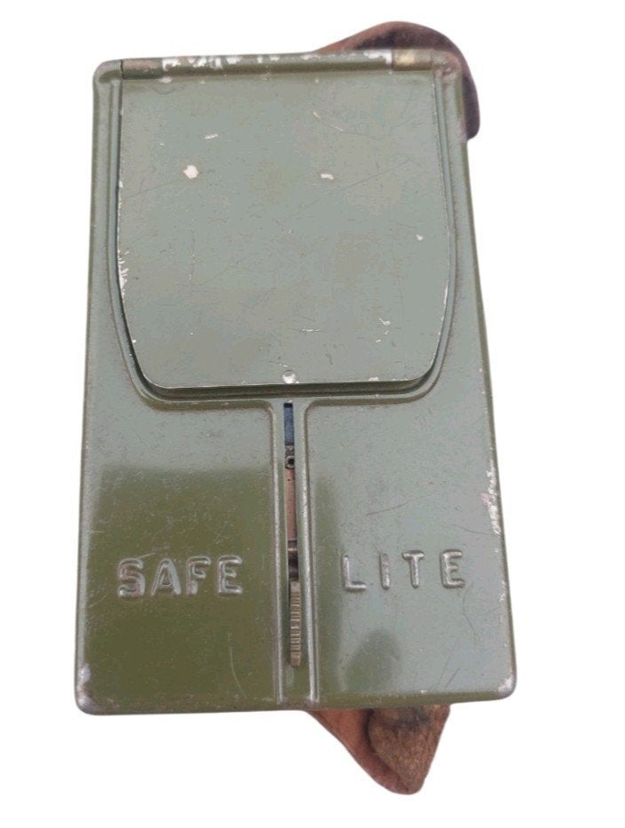 Belgische leger zaklamp Safe Lite, Ophalen of Verzenden, Landmacht, Overige typen