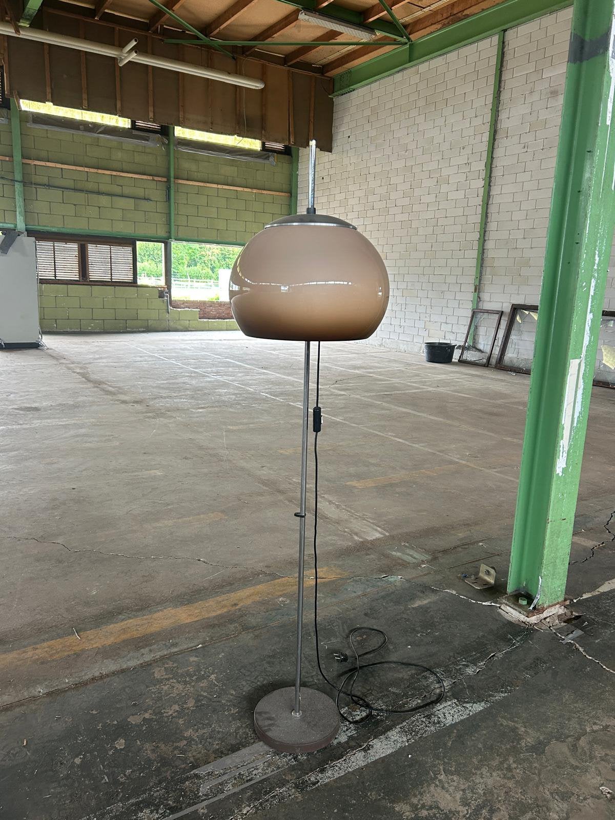 Mushroom vintage vloerlamp Steinhauwer Holland, Maison & Meubles, Lampes | Lampadaires, Enlèvement, Utilisé