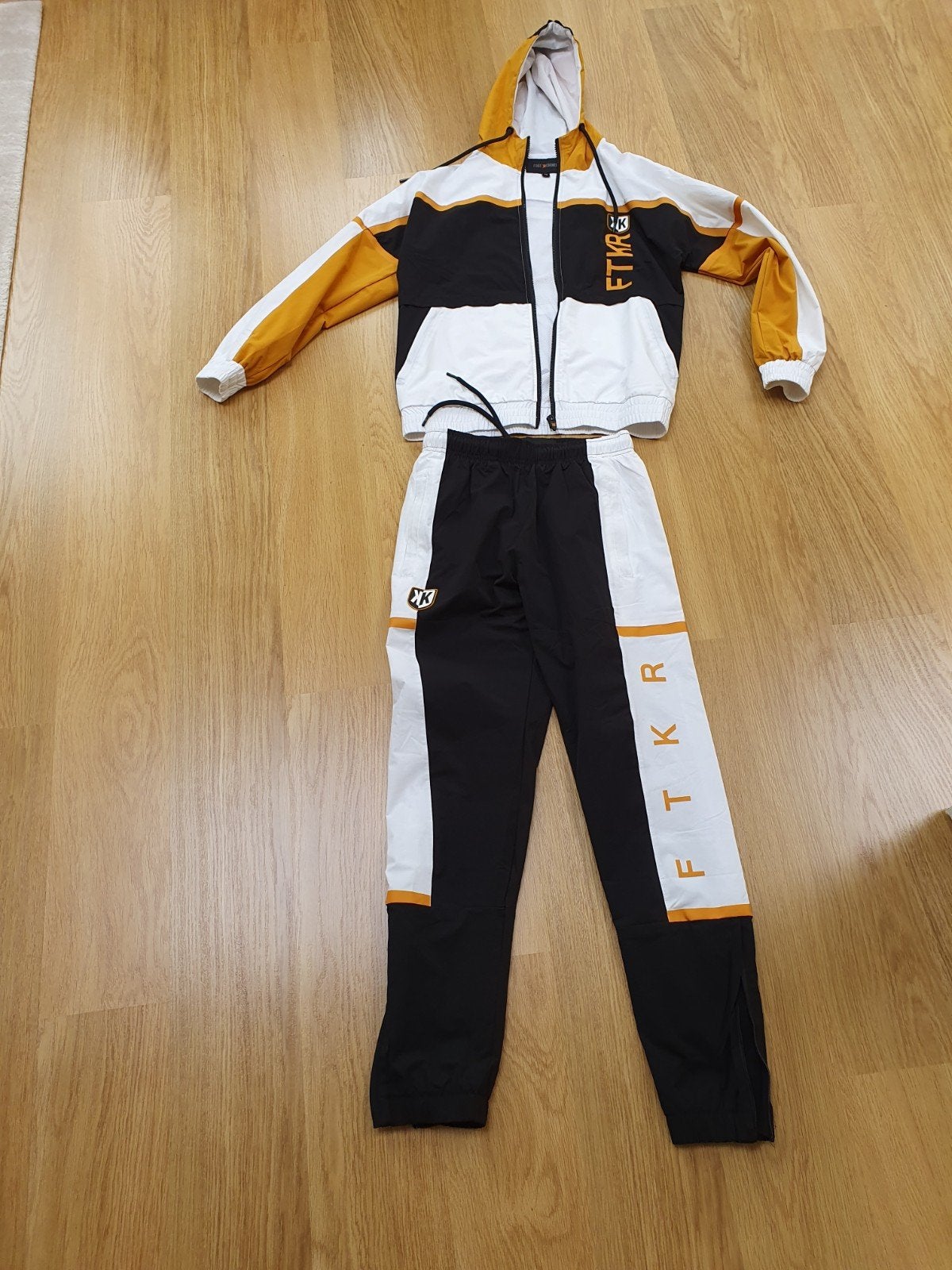 FK sportkleding jongens, Ophalen, Zo goed als nieuw, Foot Korner, Algemeen