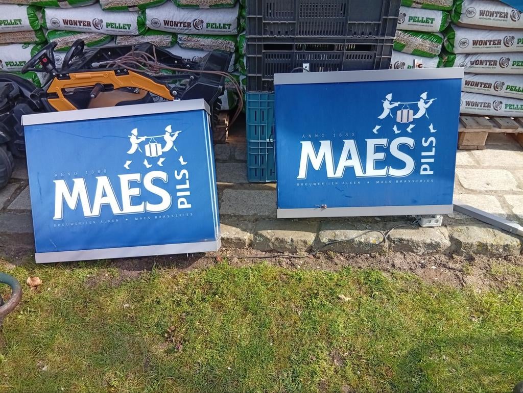 Lichtbakken Maes pils, Verzamelen, Merken en Reclamevoorwerpen, Ophalen