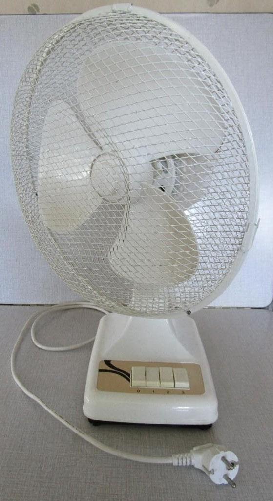 Ventilateur de table GS RWTÜV - 3 vitesses de flux d'air -, Enlèvement, Utilisé, Ventilateur de table