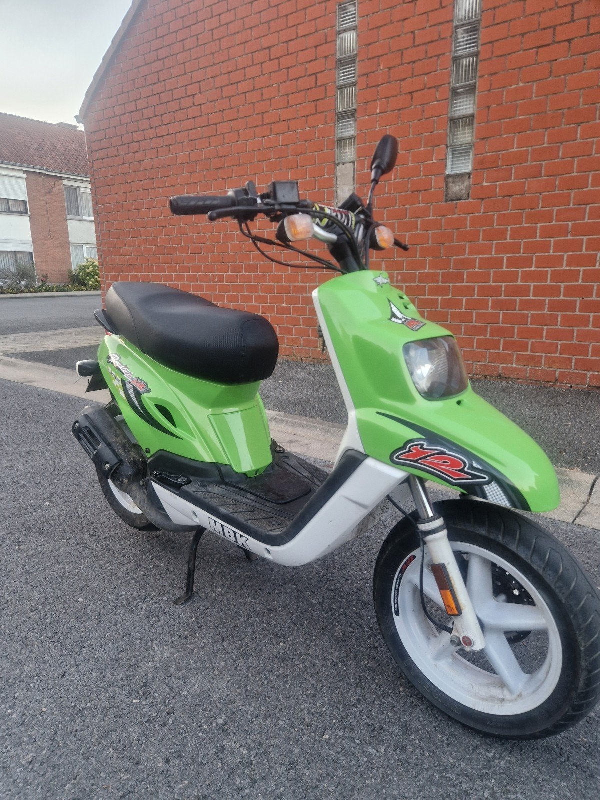 MBK Booster Spirit Klasse A, Fietsen en Brommers, Ophalen, Overige modellen, Klasse A (25 km/u), Zo goed als nieuw