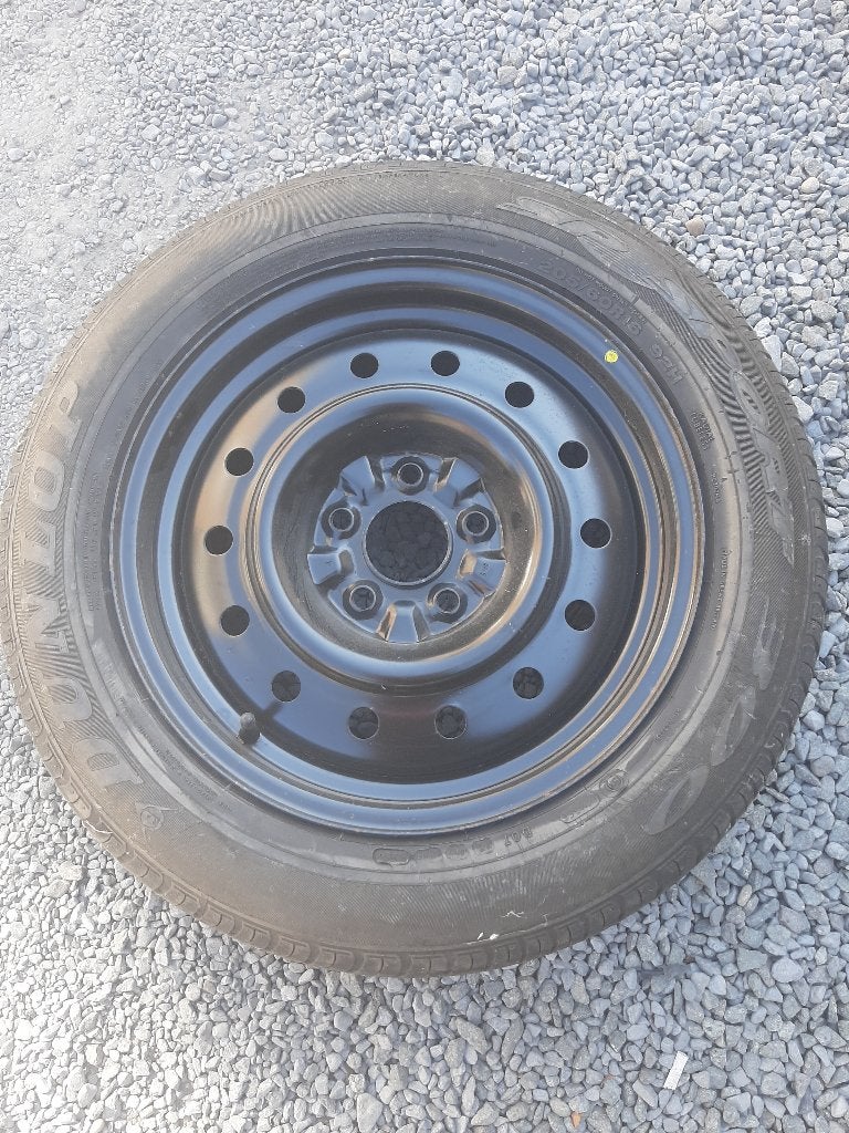 Reserveband met velg nissan primera dunlop 205/60R16 92H, Auto-onderdelen, Ophalen, Nieuw, All Season, Banden en Velgen