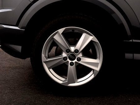 Audi Q2 35 TFSI Business Edition S line S tronic, Autos, Argent ou Gris, Achat, Automatique, https://public.car-pass.be/vhr/e693dd11-6ad8-4d41-af75-984860c110c4