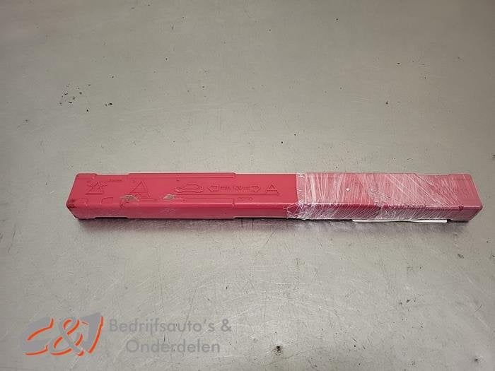 Gevarendriehoek van een Mercedes Vito, Gebruikt, -, Ophalen of Verzenden, -