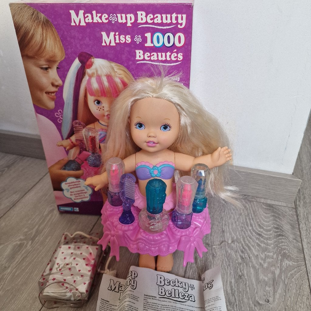 Make Up Beauty / Miss 1000 Beautés, Verzamelen, Poppen, Zo goed als nieuw, Pop, Ophalen of Verzenden