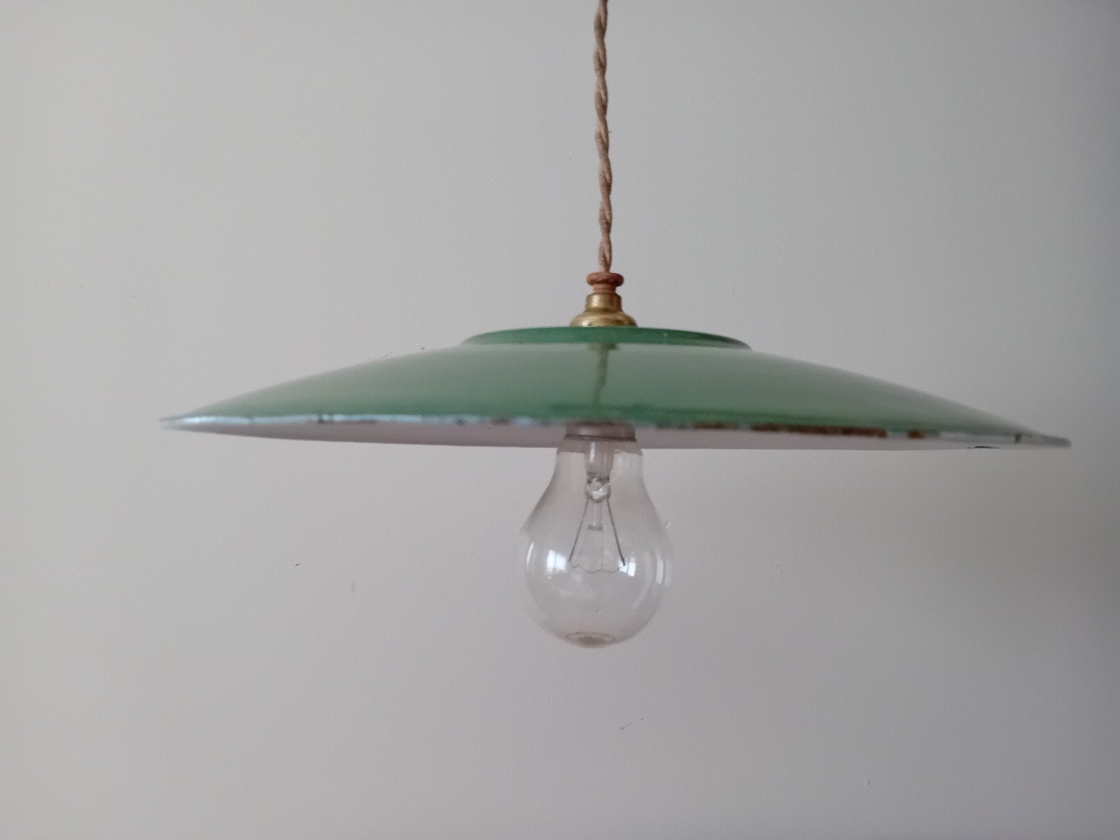 Emaille lamp, Emaille lampenkap, Overige materialen, B22 (Bajonetsluiting), Ophalen of Verzenden, Landelijk