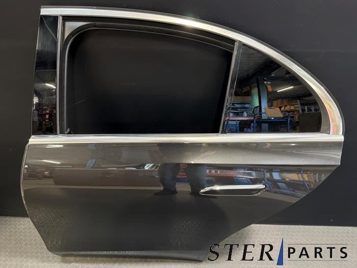 Portier 4Deurs links-achter van een Mercedes E-Klasse (7831), Gebruikt, -, Deur, Ophalen of Verzenden