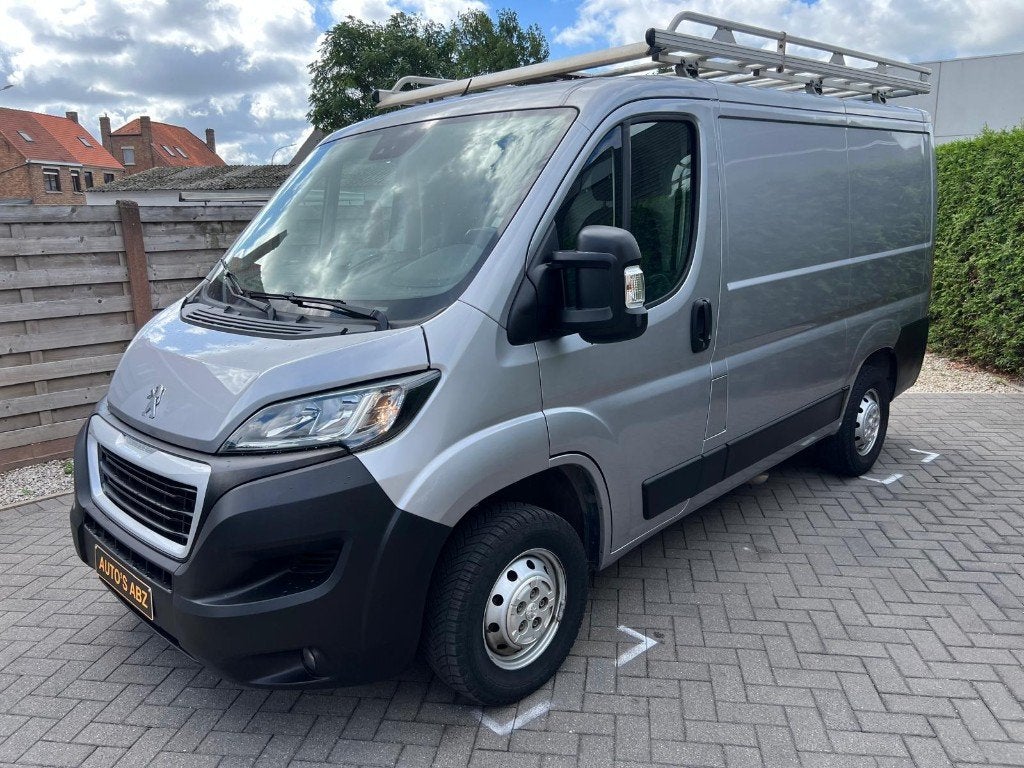 Peugeot Boxer 2.2 Hdi lichte vracht, Stof, 2500 kg, Bedrijf, Zilver of Grijs
