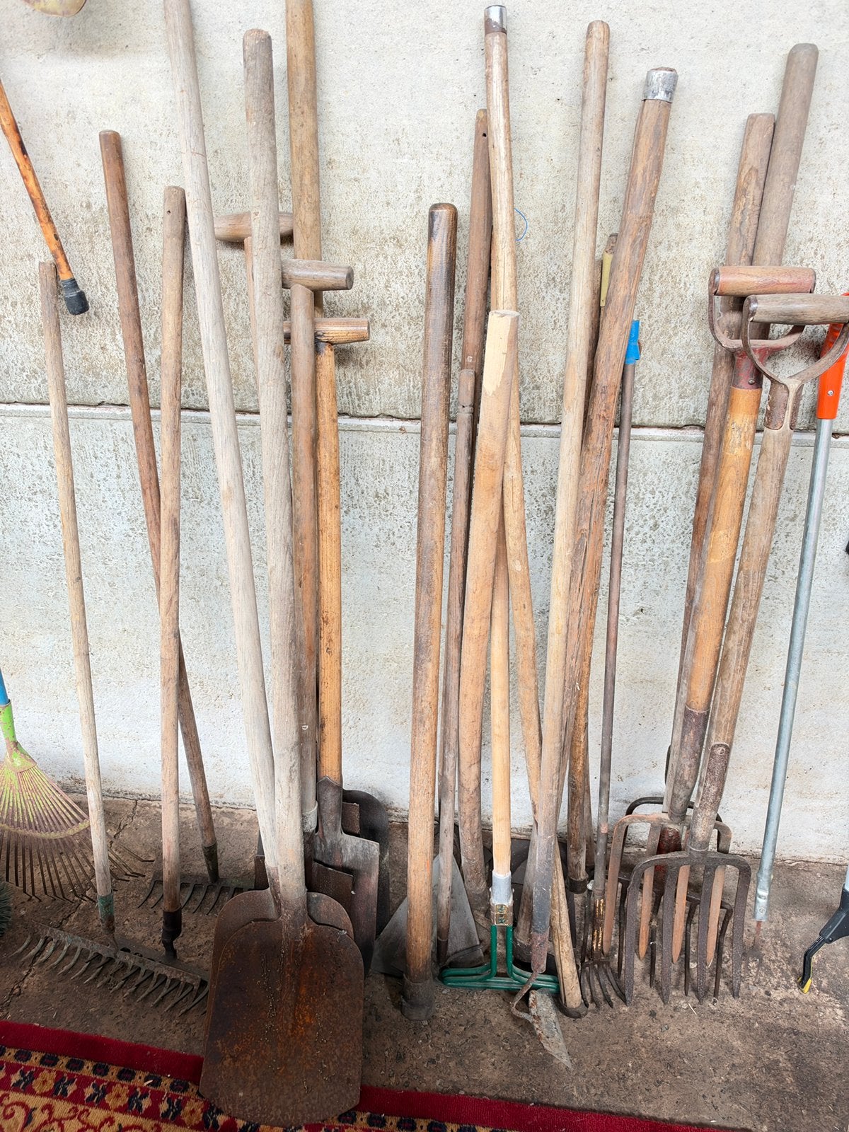 Lot d’outils de jardin et de bricolage – Pelles, râteaux…, Jardin & Terrasse, Enlèvement, Utilisé