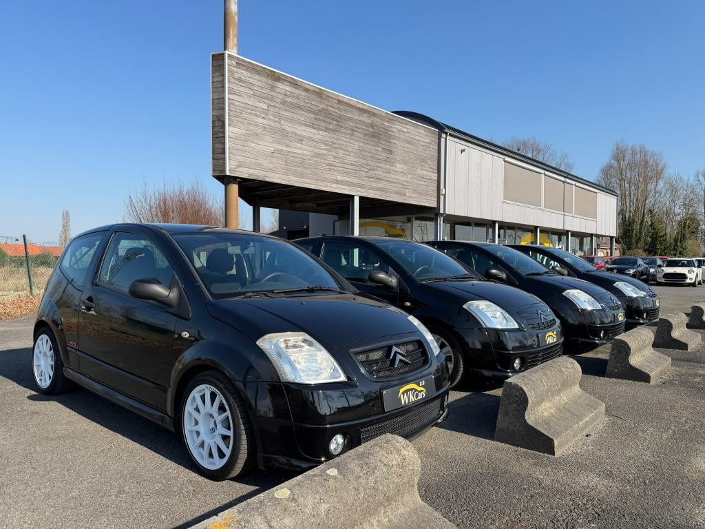 4 stuks van de Citroen C2 vts 1.6 16v 122pk, 4 zetels, Stof, 4 cilinders, 164 g/km