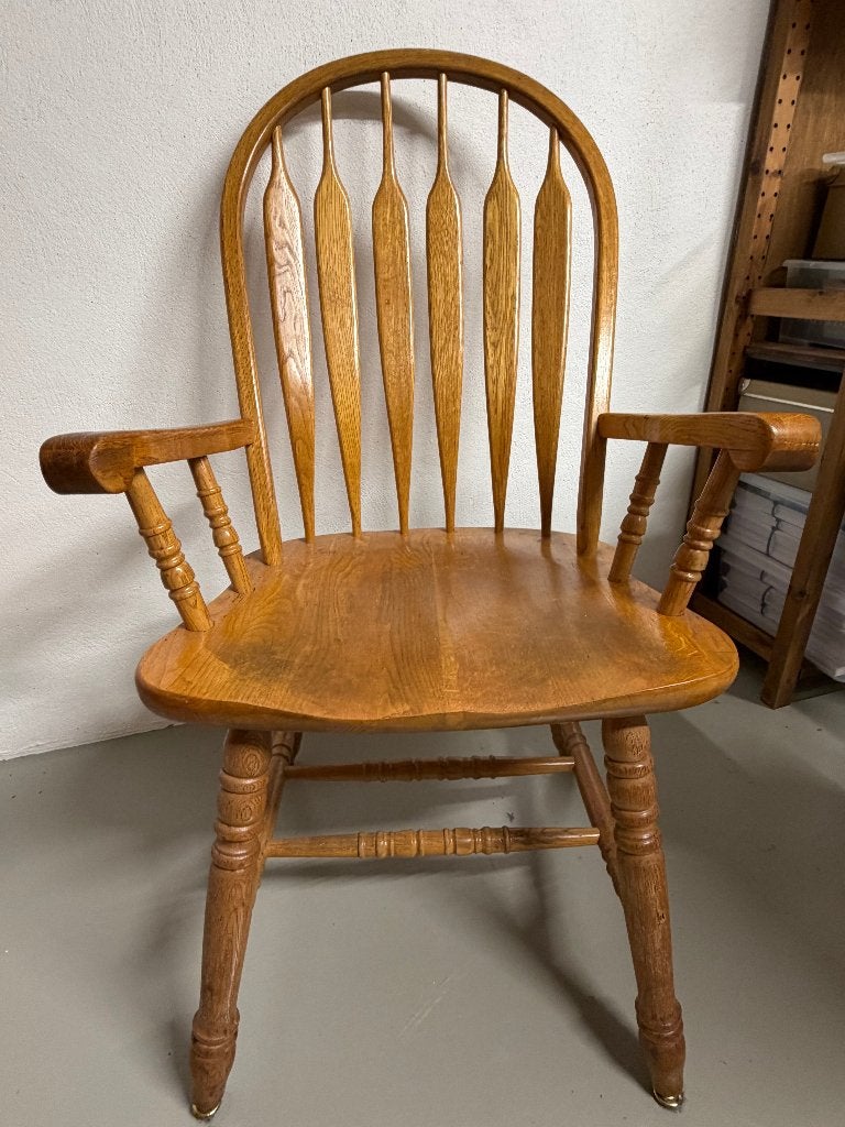 Amerikaanse eiken stoelen met eettafel, Ophalen, Gebruikt, Bruin, Klassiek Amerikaanse eik