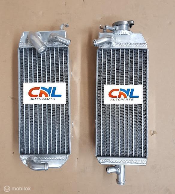 Radiateur SUZUKI RM125T RM125V RM 125 T/V MODEL 1996-1997, Nieuw, Ophalen of Verzenden