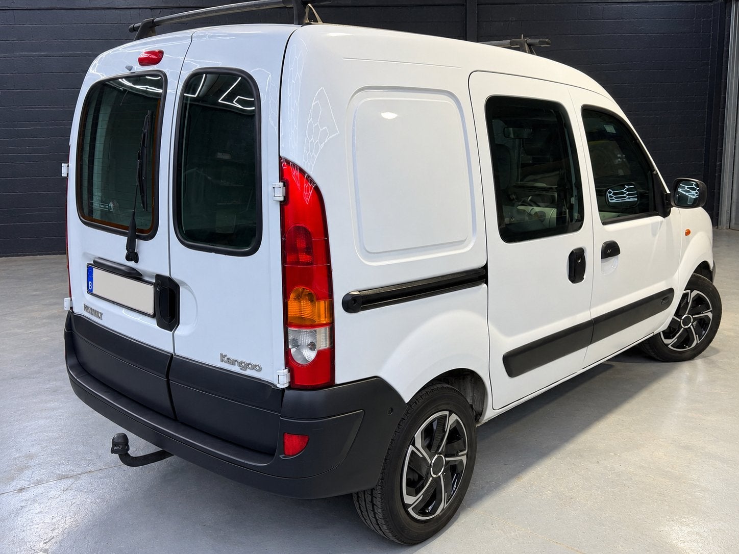 Renault Kangoo 1.2i 16v benzine 149000km bj 2005 Gekeurd Vvk, Auto's, Voorwielaandrijving, Stof, Beige, 4 cilinders
